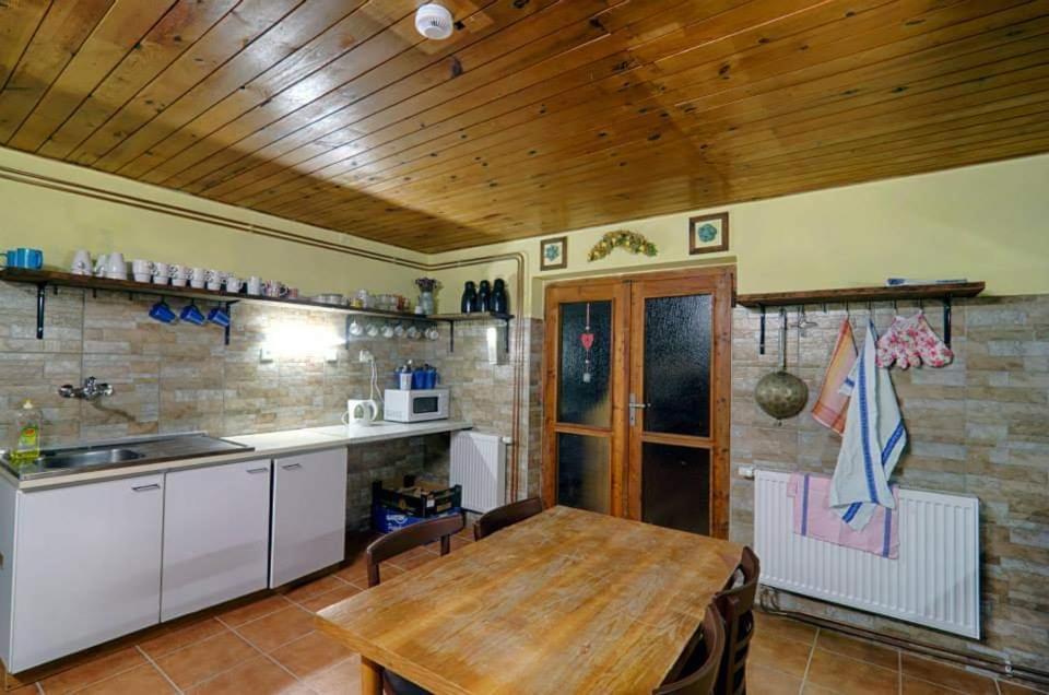 Horska Chata Boubelka Pec pod Snezkou Exteriör bild